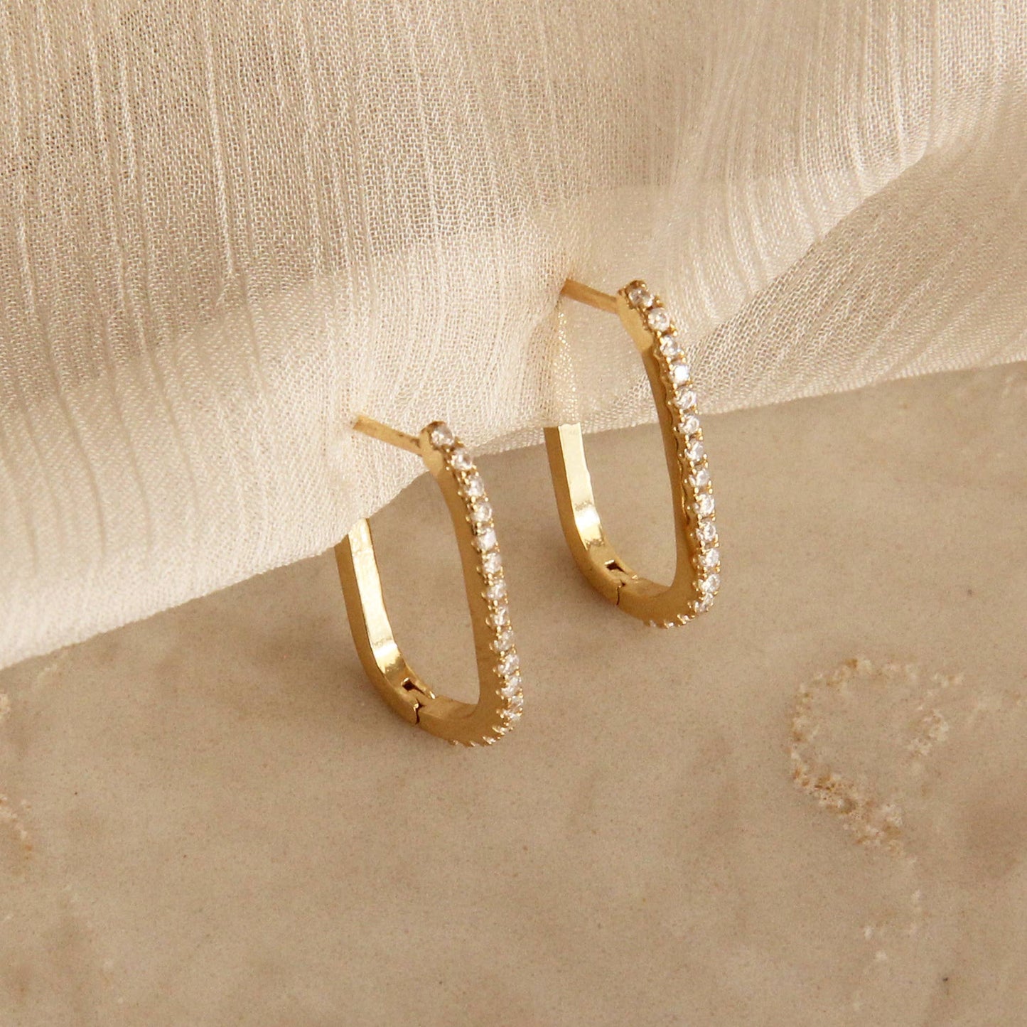 Elena Hoops